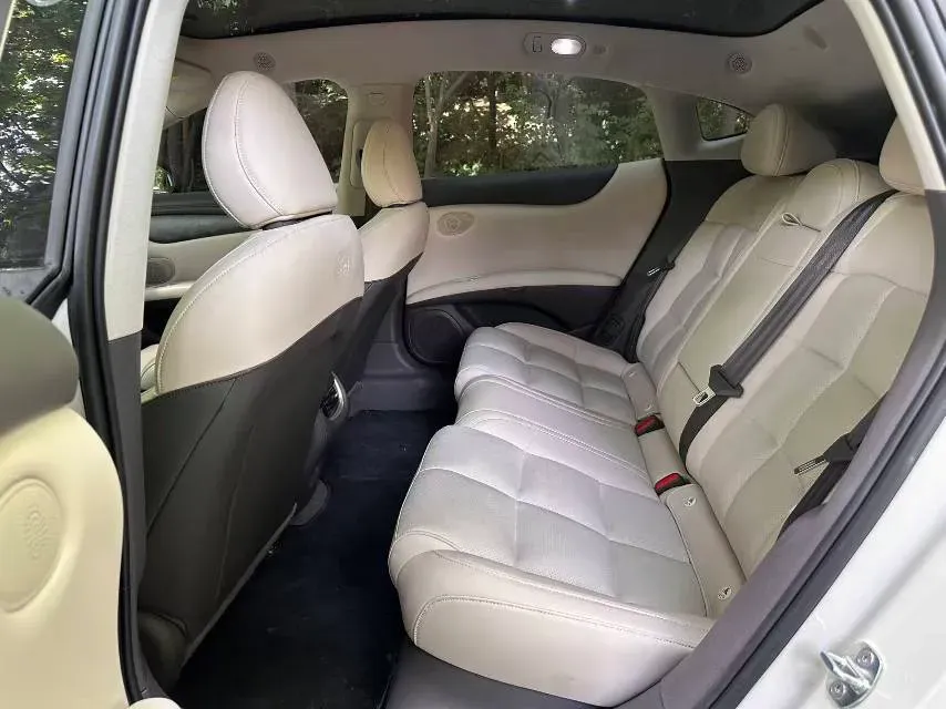 2024 IM L6 BEV 75KWH,autocango,china used car exporter,china ev exporter,chinese used car exporter,chinese used ev exporter