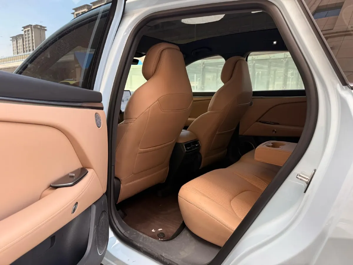 2025 MAXUS G10 2.0T 261HP L4 8AT,autocango,china used car exporter,china ev exporter,chinese used car exporter,chinese used ev exporter