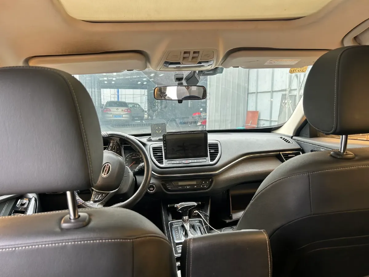 2018 FAW Senia R9 1.2T 143HP L4 7DCT,autocango,china used car exporter,china ev exporter,chinese used car exporter,chinese used ev exporter