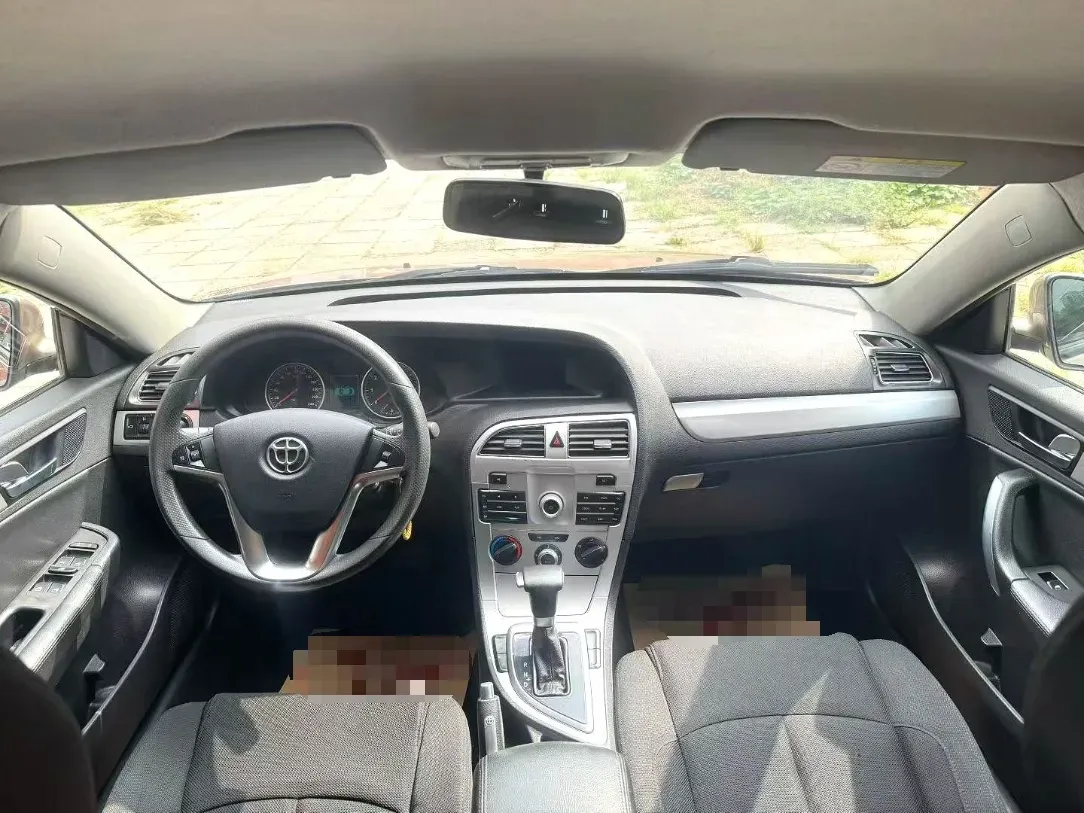 2017 Brilliance Auto H530 1.6L 118HP L4 5AT,autocango,china used car exporter,china ev exporter,chinese used car exporter,chinese used ev exporter