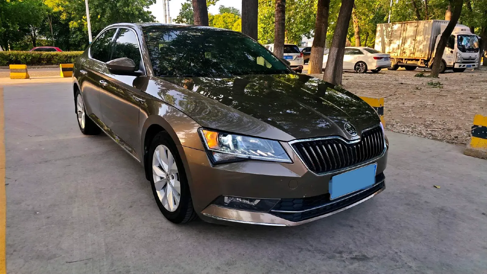 2017 Skoda Superb 1.4T 150HP L4 7DCT,autocango,china used car exporter,china ev exporter,chinese used car exporter,chinese used ev exporter