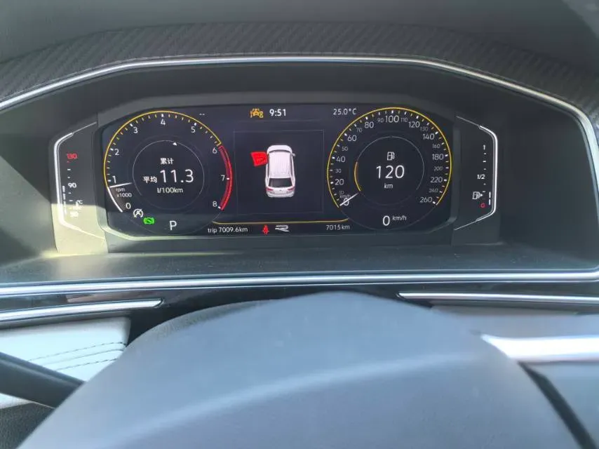 2025 Volkswagen Tiguan L 2.0T 186HP L4 7DCT,autocango,china used car exporter,china ev exporter,chinese used car exporter,chinese used ev exporter