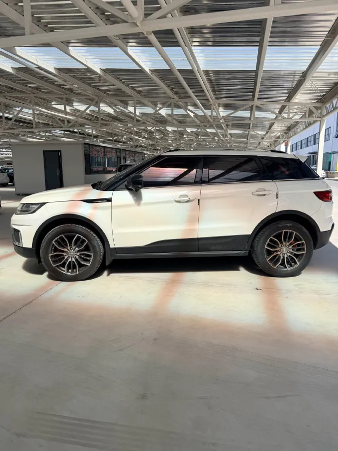 2018 Landwind X7 1.5T 163HP L4 8AT,autocango,china used car exporter,china ev exporter,chinese used car exporter,chinese used ev exporter