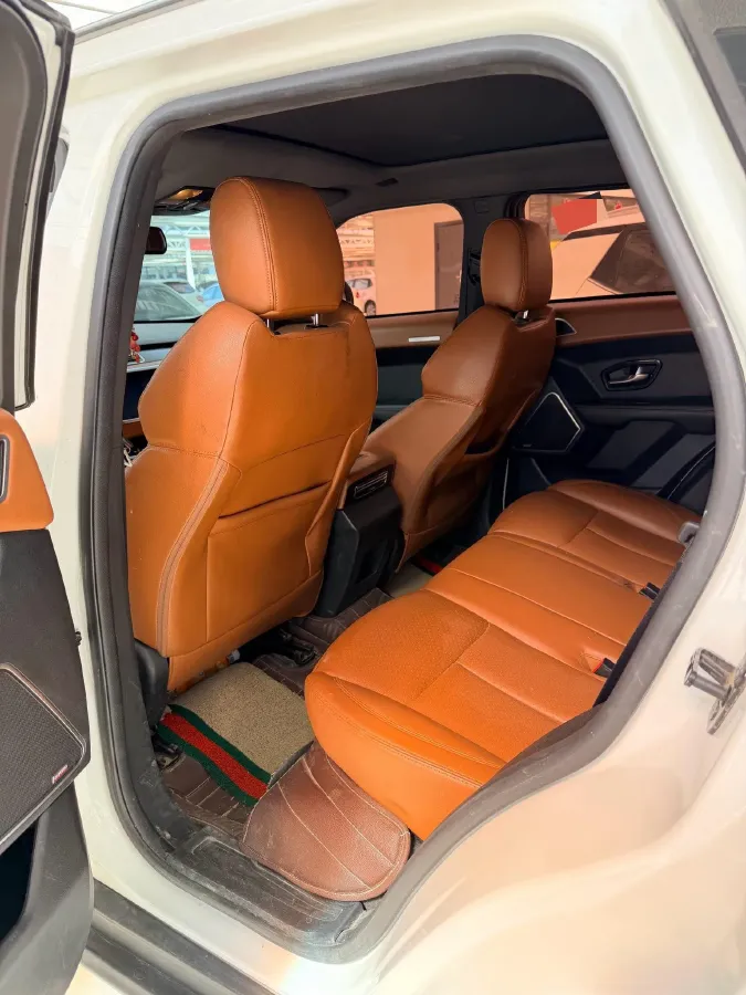 2018 Landwind X7 1.5T 163HP L4 8AT,autocango,china used car exporter,china ev exporter,chinese used car exporter,chinese used ev exporter