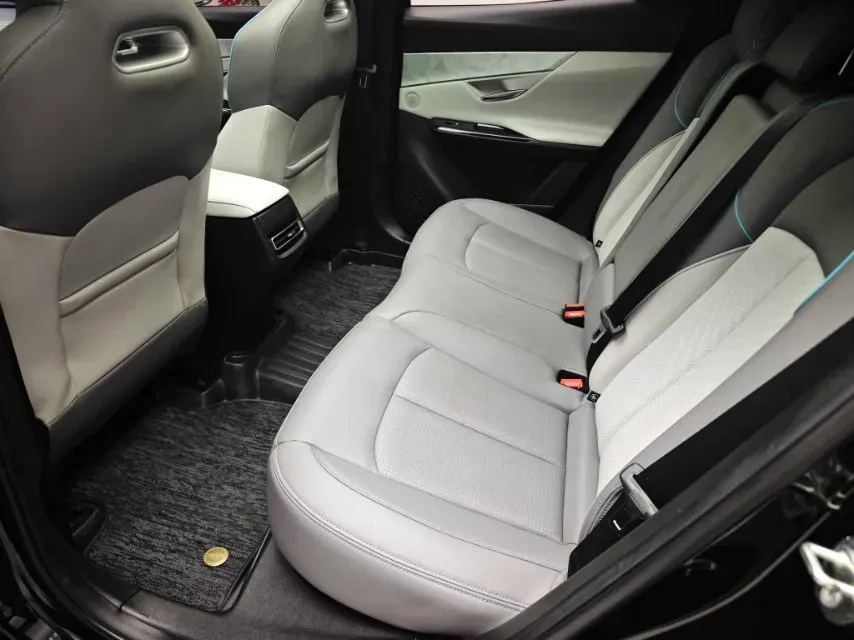 2023 ChangAn UNI-T 1.5T 188HP L4 7DCT,autocango,china used car exporter,china ev exporter,chinese used car exporter,chinese used ev exporter