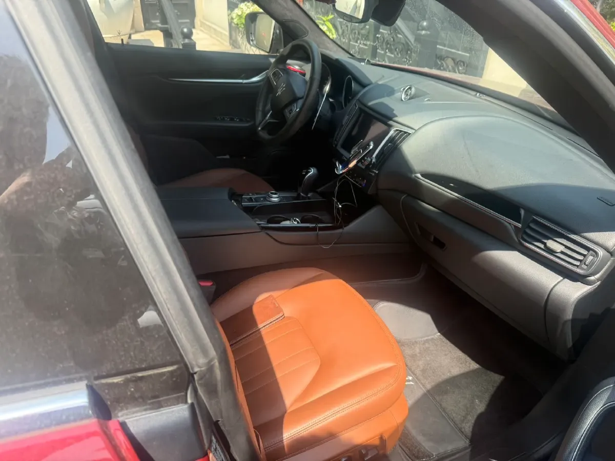 2018 Maserati Levante 3.0T 350HP V6 8AT,autocango,china used car exporter,china ev exporter,chinese used car exporter,chinese used ev exporter