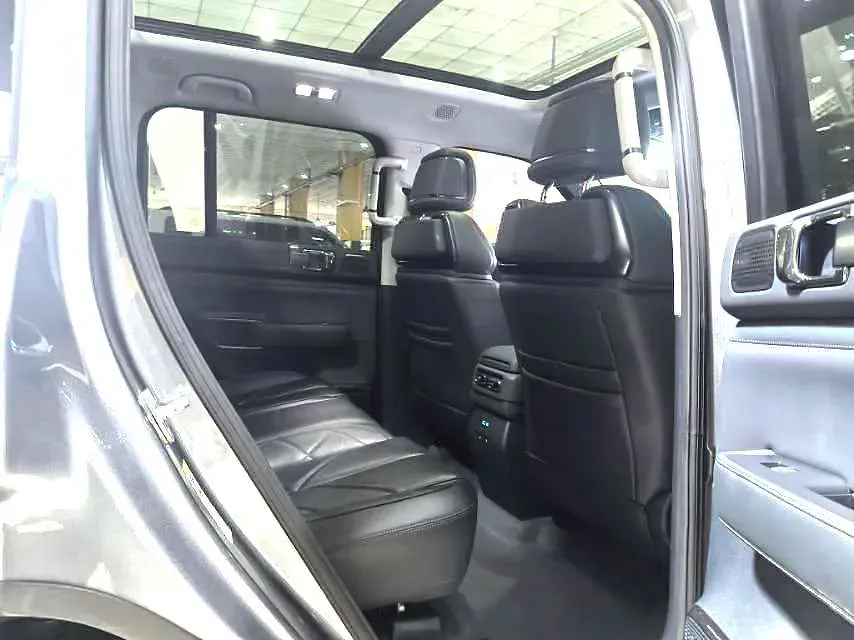 2023 FangChengBao Bao 5 1.5T 194HP L4 E-CVT PHEV 31.8KWH,autocango,china used car exporter,china ev exporter,chinese used car exporter,chinese used ev exporter