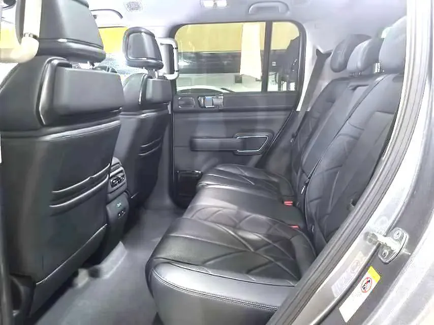 2023 FangChengBao Bao 5 1.5T 194HP L4 E-CVT PHEV 31.8KWH,autocango,china used car exporter,china ev exporter,chinese used car exporter,chinese used ev exporter