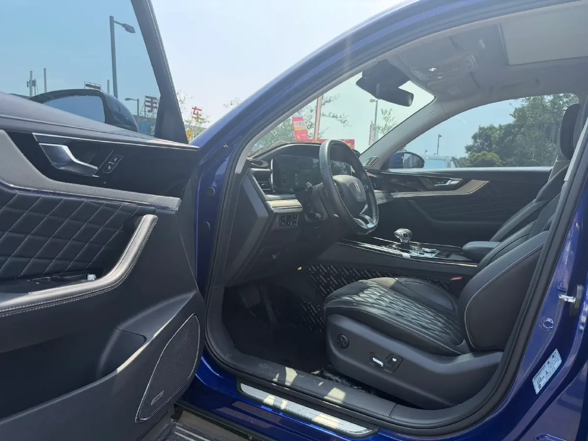 2019 HongQi HS5 2.0T 224HP L4 6AT,autocango,china used car exporter,china ev exporter,chinese used car exporter,chinese used ev exporter