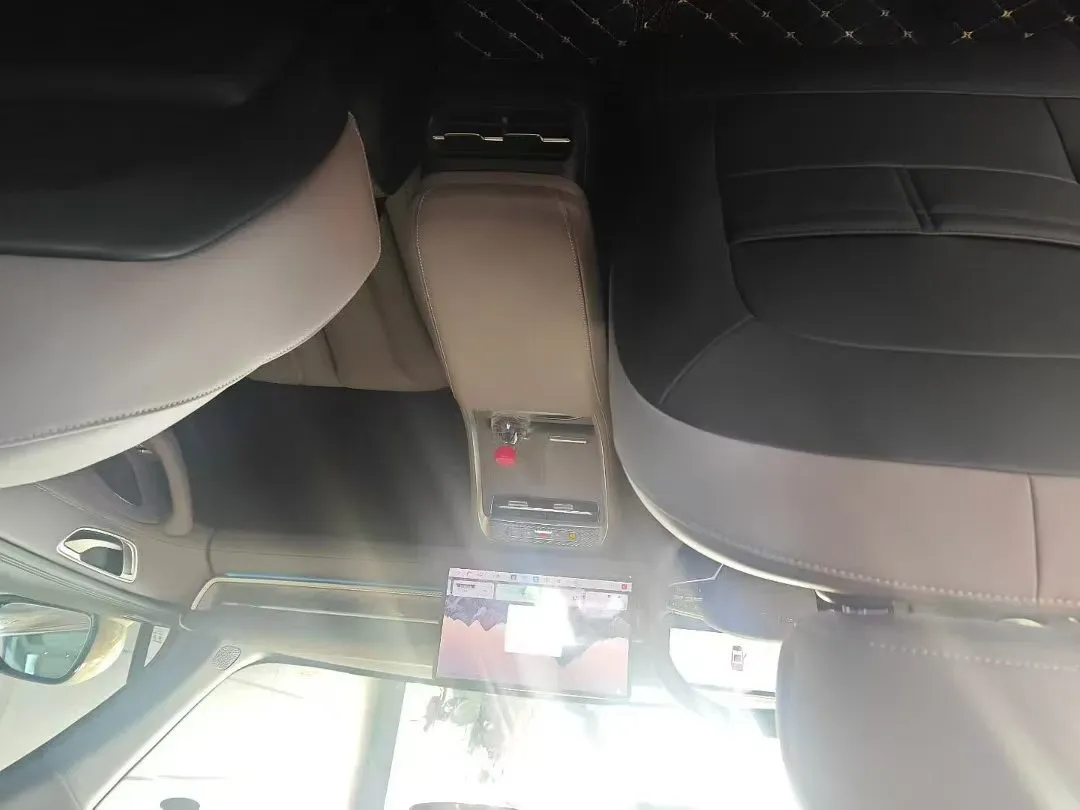 2025 Roewe M7 DMH 1.5L 112HP L4 1DHT PHEV,autocango,china used car exporter,china ev exporter,chinese used car exporter,chinese used ev exporter