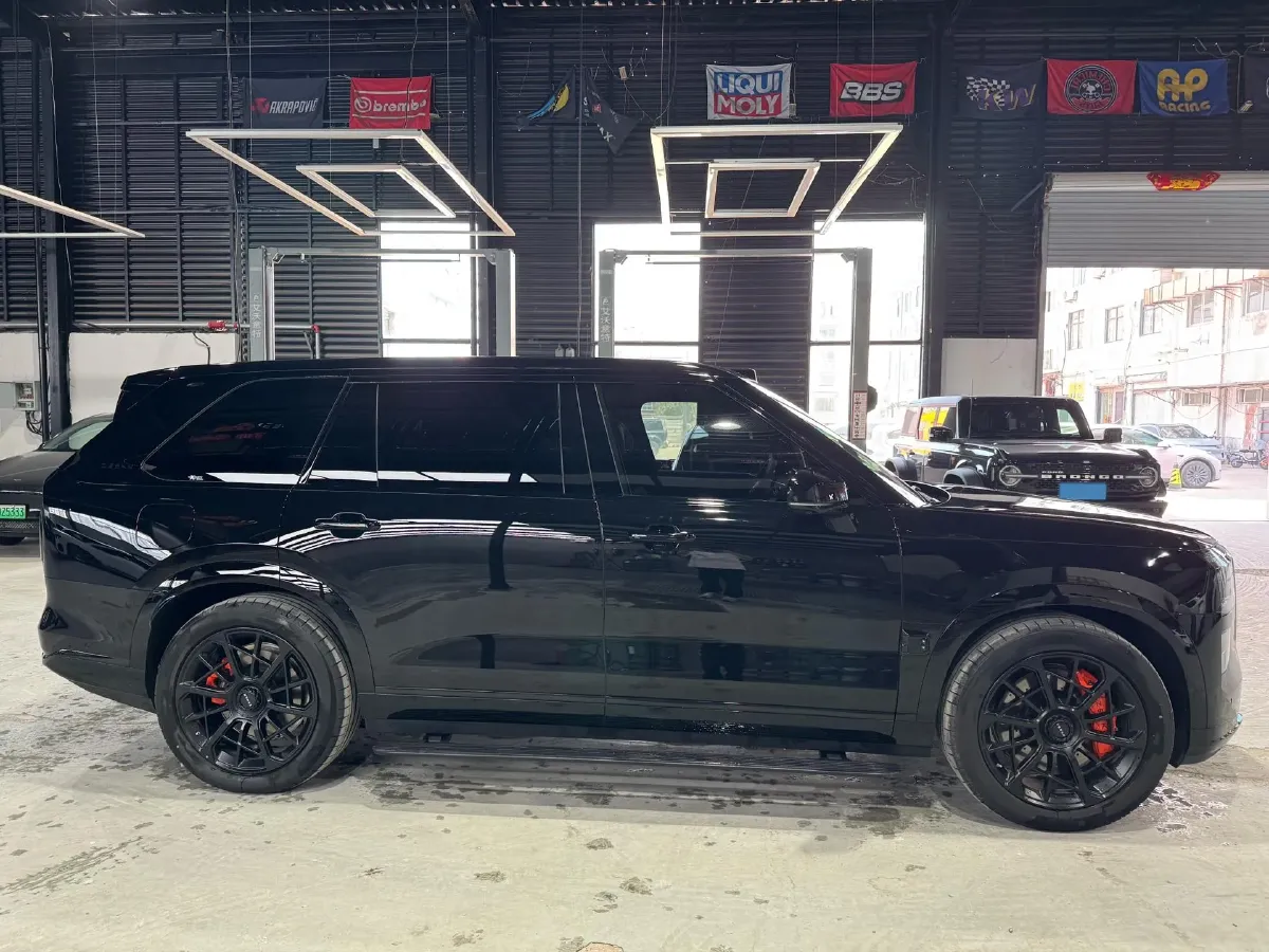 2025 Zeekr 9X 2.0T 279HP L4 1DHT PHEV,autocango,china used car exporter,china ev exporter,chinese used car exporter,chinese used ev exporter