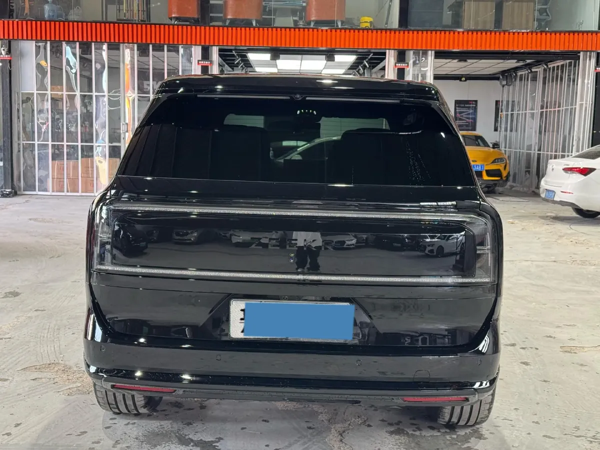 2025 Zeekr 9X 2.0T 279HP L4 1DHT PHEV,autocango,china used car exporter,china ev exporter,chinese used car exporter,chinese used ev exporter
