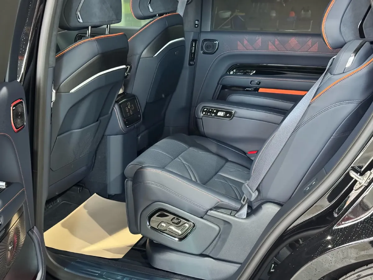 2025 Zeekr 9X 2.0T 279HP L4 1DHT PHEV,autocango,china used car exporter,china ev exporter,chinese used car exporter,chinese used ev exporter