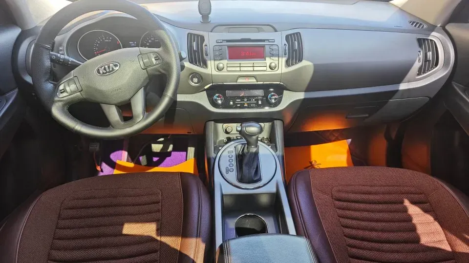 2016 Kia Sportage R 2.0L 165HP L4 6AT,autocango,china used car exporter,china ev exporter,chinese used car exporter,chinese used ev exporter