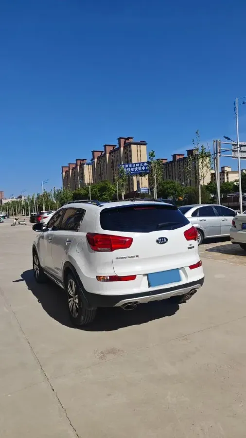 2016 Kia Sportage R 2.0L 165HP L4 6AT,autocango,china used car exporter,china ev exporter,chinese used car exporter,chinese used ev exporter