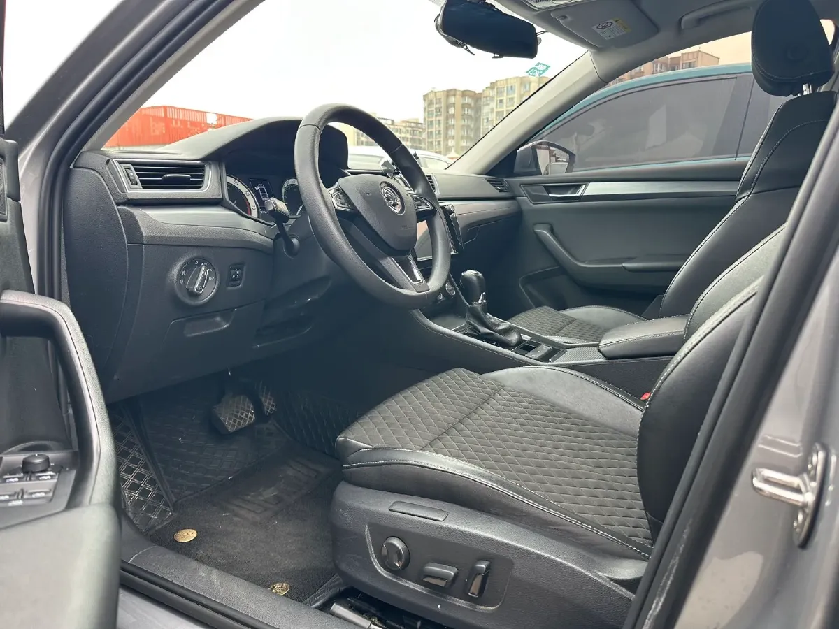 2018 Nissan Terra 2.5L 184HP L4 7AT,autocango,china used car exporter,china ev exporter,chinese used car exporter,chinese used ev exporter