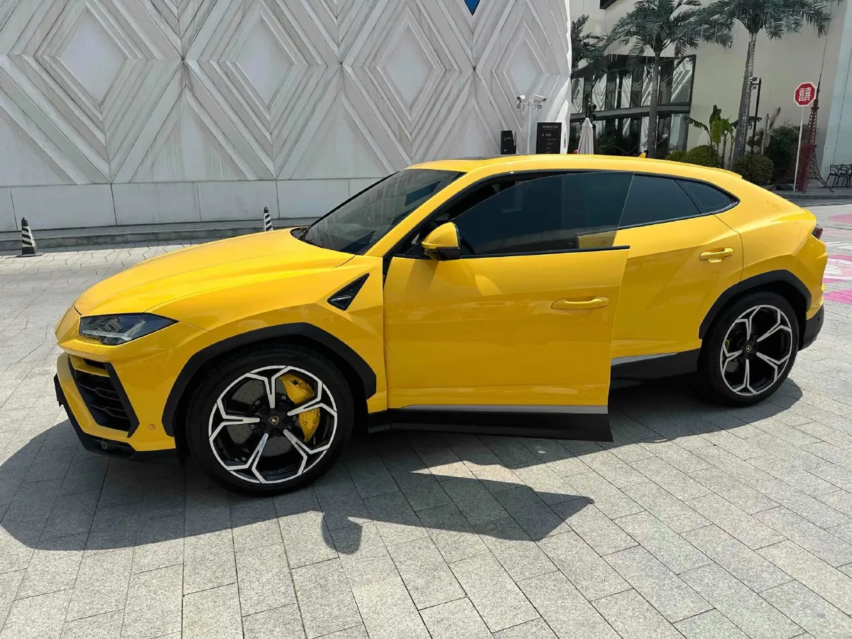 2021 Lamborghini Urus 4.0T 641HP V8 8AT,autocango,china used car exporter,china ev exporter,chinese used car exporter,chinese used ev exporter