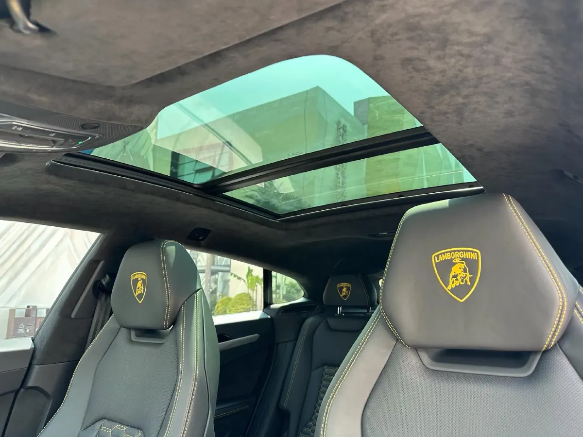 2021 Lamborghini Urus 4.0T 641HP V8 8AT,autocango,china used car exporter,china ev exporter,chinese used car exporter,chinese used ev exporter