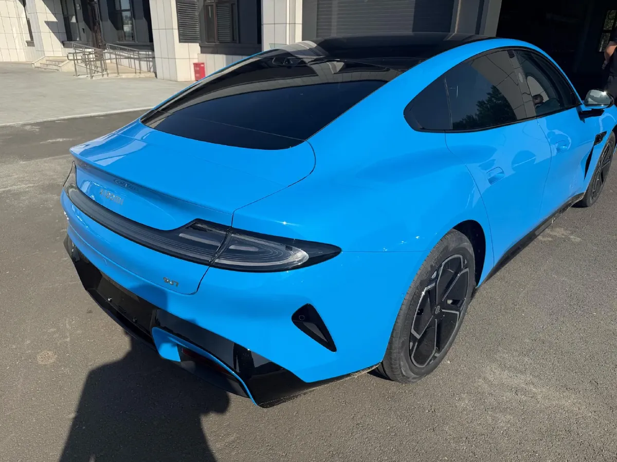 2026 Avatr 07 1.5T 156HP L4 REEV,autocango,china used car exporter,china ev exporter,chinese used car exporter,chinese used ev exporter