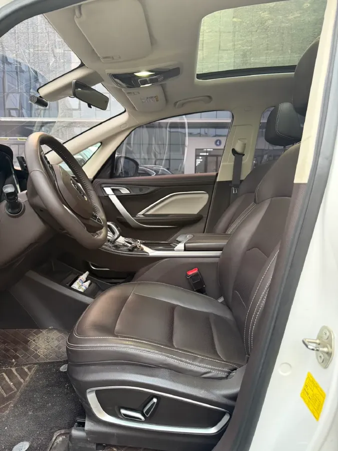 2021 Geely JiaJi 1.8T 184HP L4 7DCT,autocango,china used car exporter,china ev exporter,chinese used car exporter,chinese used ev exporter