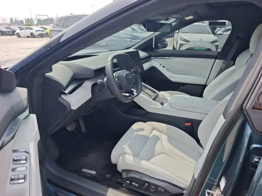 2025 Xpeng P7 BEV,autocango,china used car exporter,china ev exporter,chinese used car exporter,chinese used ev exporter