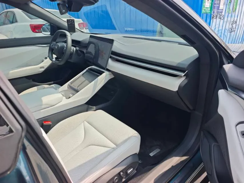 2025 Xpeng P7 BEV,autocango,china used car exporter,china ev exporter,chinese used car exporter,chinese used ev exporter
