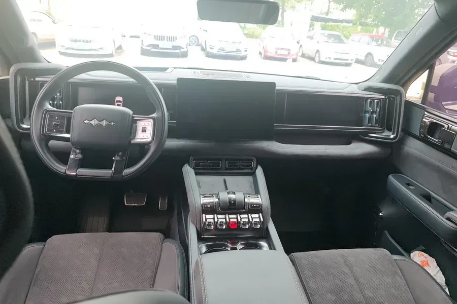 2023 FangChengBao Bao 5 1.5T 194HP L4 E-CVT PHEV 31.8KWH,autocango,china used car exporter,china ev exporter,chinese used car exporter,chinese used ev exporter