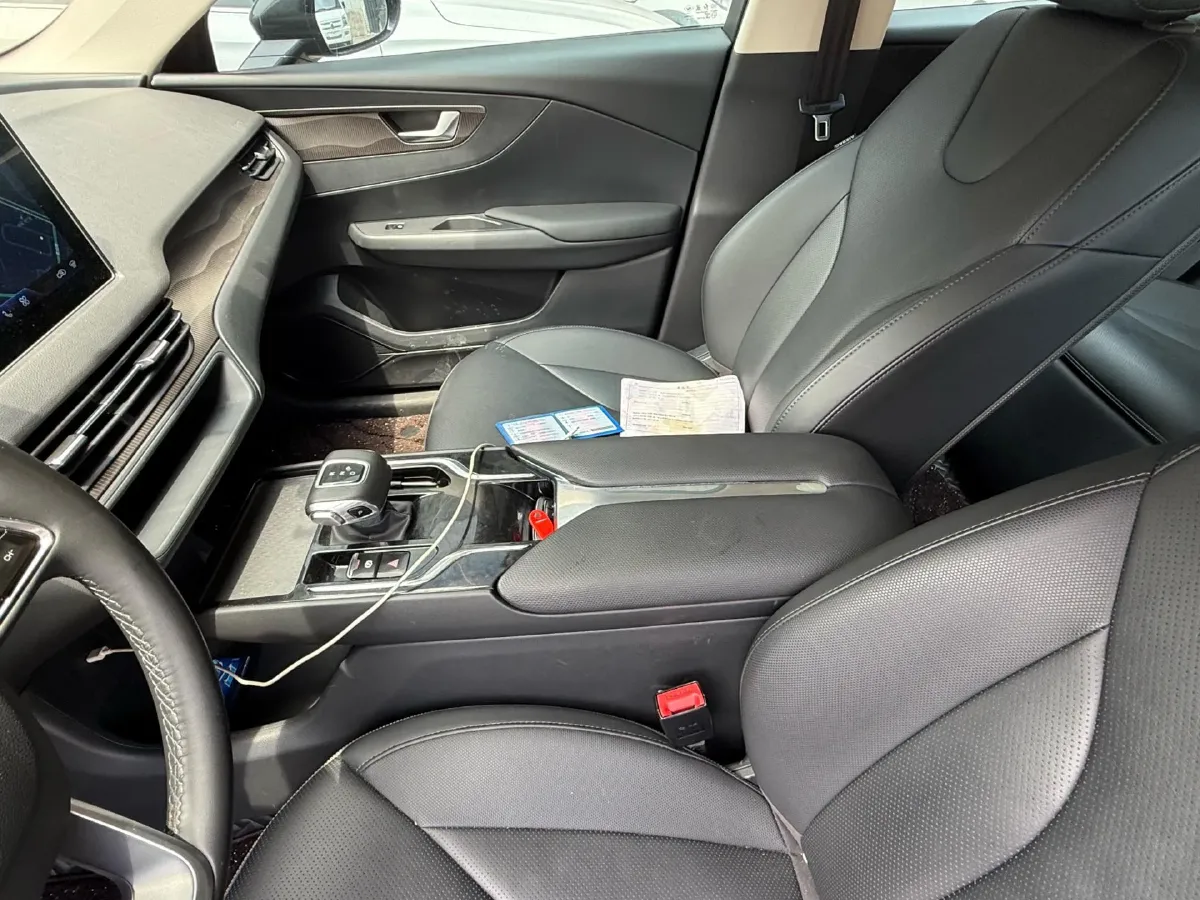 2022 HongQi E-QM5 BEV 56KWH,autocango,china used car exporter,china ev exporter,chinese used car exporter,chinese used ev exporter