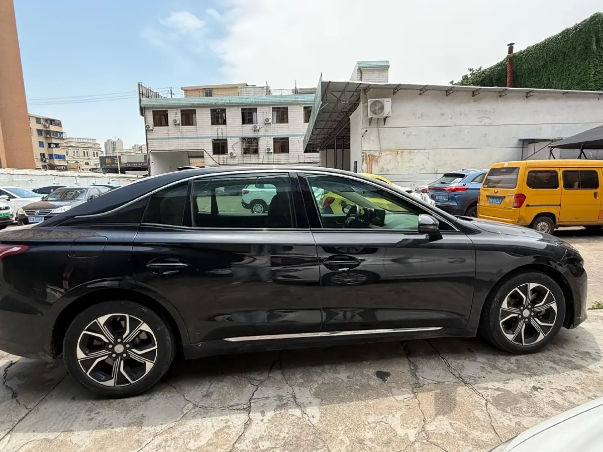 2022 HongQi E-QM5 BEV 56KWH,autocango,china used car exporter,china ev exporter,chinese used car exporter,chinese used ev exporter
