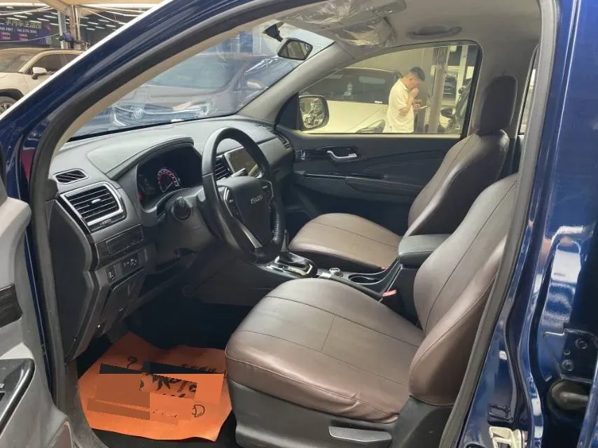 2020 Isuzu LingTuo 2.5T 150HP L4 6AT,autocango,china used car exporter,china ev exporter,chinese used car exporter,chinese used ev exporter