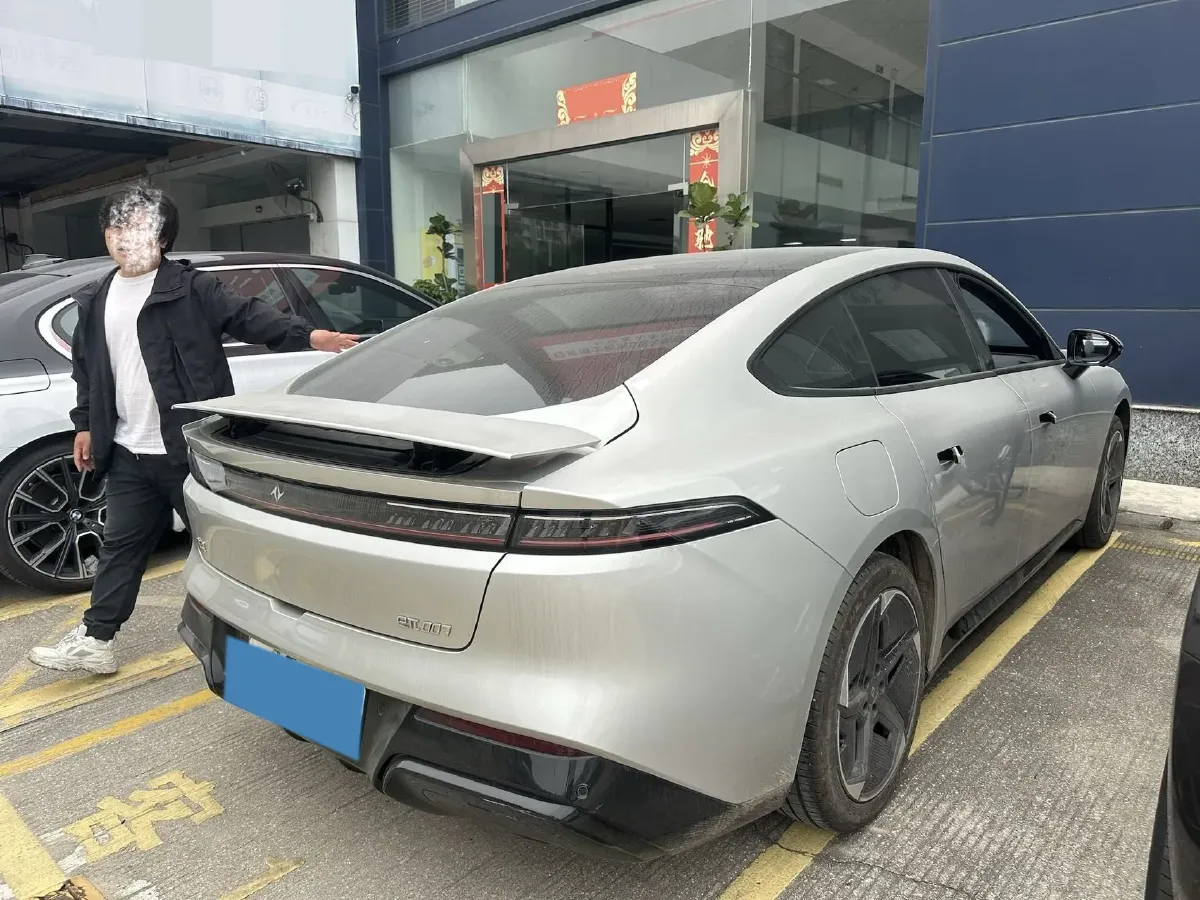 2024 DongFeng eπ eπ007 REEV 105HP REEV 28.4KWH,autocango,china used car exporter,china ev exporter,chinese used car exporter,chinese used ev exporter