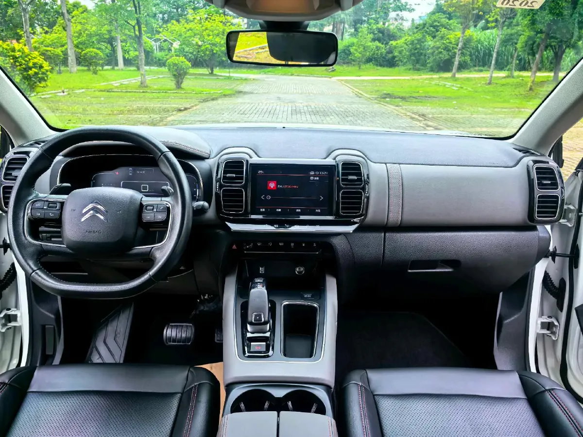 2017 Citroen C5 Aircross 1.8T 204HP L4 6AT,autocango,china used car exporter,china ev exporter,chinese used car exporter,chinese used ev exporter