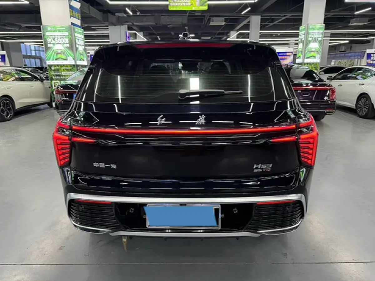 2023 HongQi HS3 1.5T 169HP L4 7DCT,autocango,china used car exporter,china ev exporter,chinese used car exporter,chinese used ev exporter