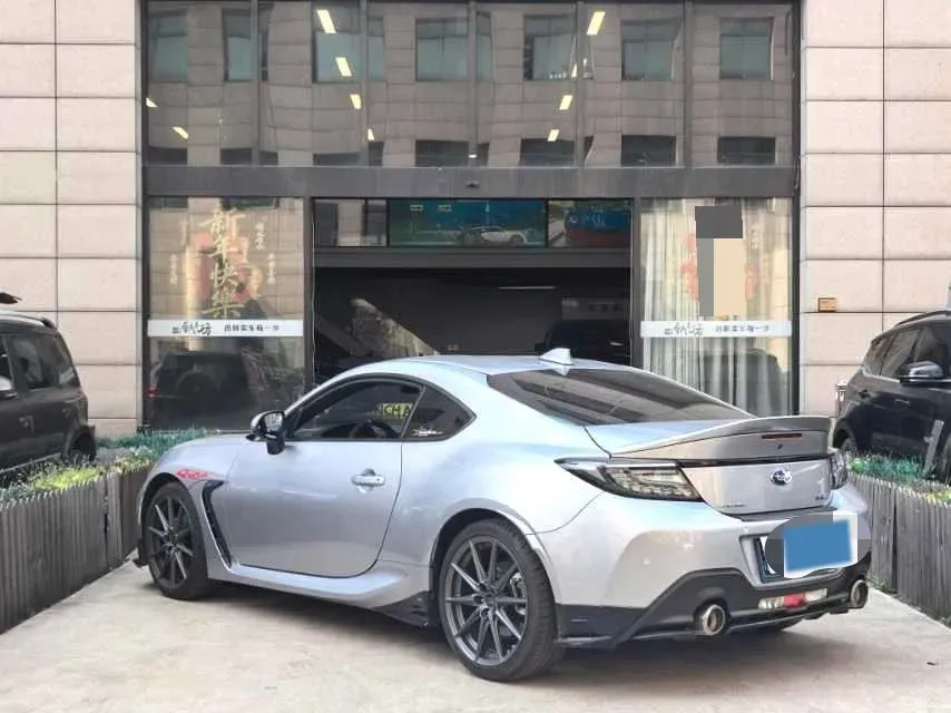 2022 Subaru BRZ 2.4L 234HP H4 6MT,autocango,china used car exporter,china ev exporter,chinese used car exporter,chinese used ev exporter