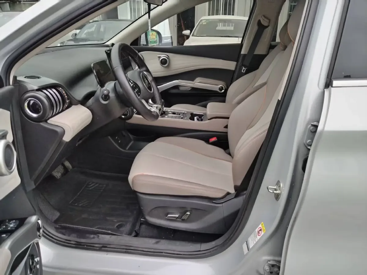 2022 Hycan Z03 BEV 64.23KWH,autocango,china used car exporter,china ev exporter,chinese used car exporter,chinese used ev exporter