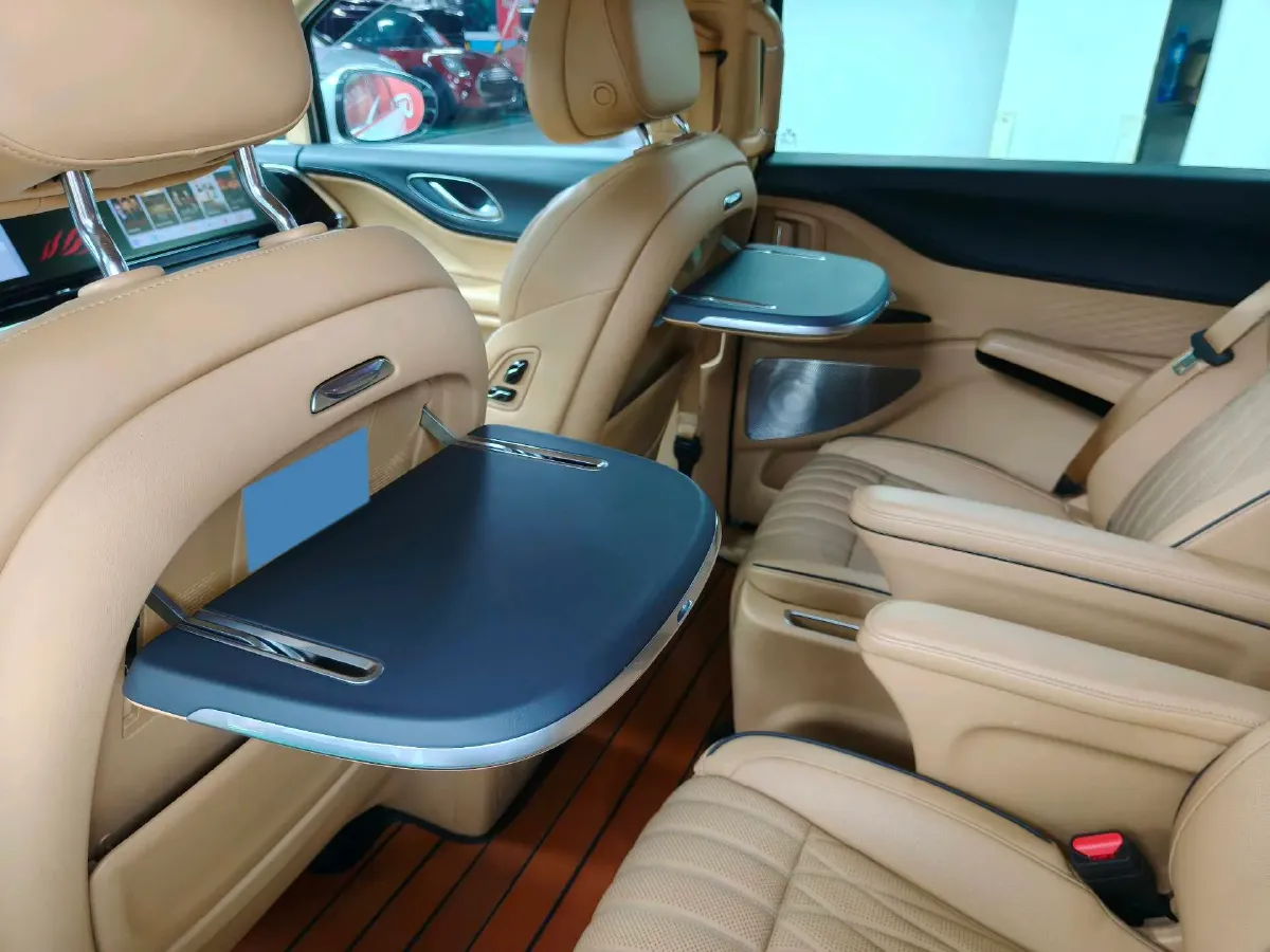 2022 Voyah Dream 1.5T 136HP L4 PHEV 25.57KWH,autocango,china used car exporter,china ev exporter,chinese used car exporter,chinese used ev exporter