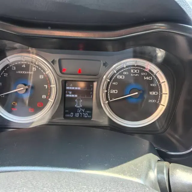 2019 Isuzu Jim 2.0T 204HP L4 5MT,autocango,china used car exporter,china ev exporter,chinese used car exporter,chinese used ev exporter