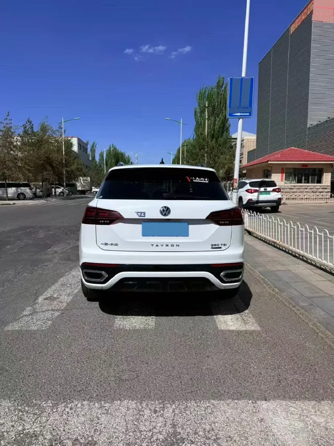 2021 Volkswagen Tayron 2.0T 220HP L4 7DCT,autocango,china used car exporter,china ev exporter,chinese used car exporter,chinese used ev exporter