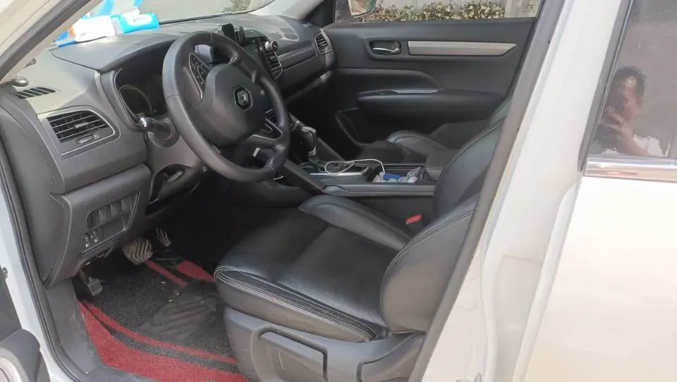 2017 Renault Koleos 2.0L 150HP L4 CVT,autocango,china used car exporter,china ev exporter,chinese used car exporter,chinese used ev exporter