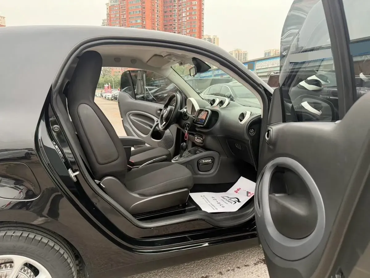 2018 HuangHai JiaoLong 2.4L 143HP L4 5AT,autocango,china used car exporter,china ev exporter,chinese used car exporter,chinese used ev exporter
