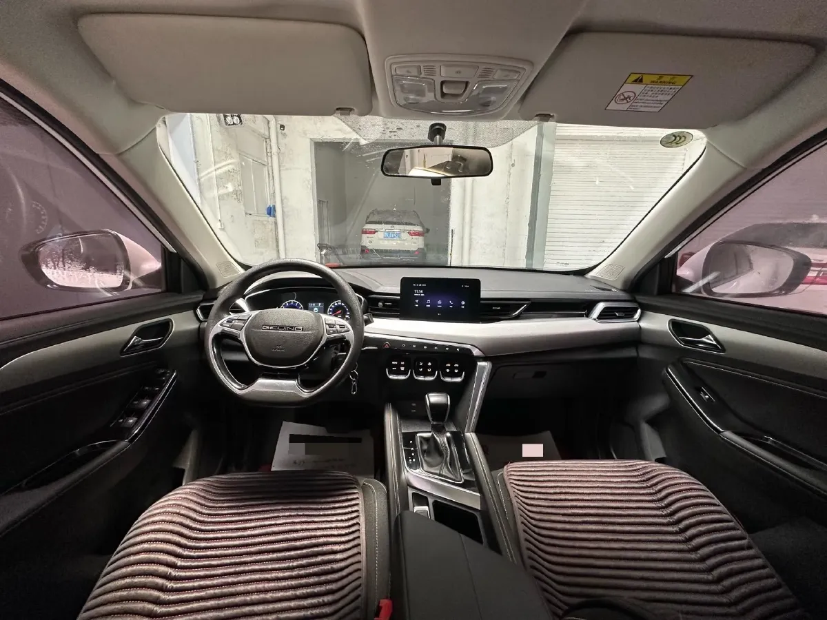 2019 BeiJing Auto X3 1.5T 150HP L4 CVT,autocango,china used car exporter,china ev exporter,chinese used car exporter,chinese used ev exporter