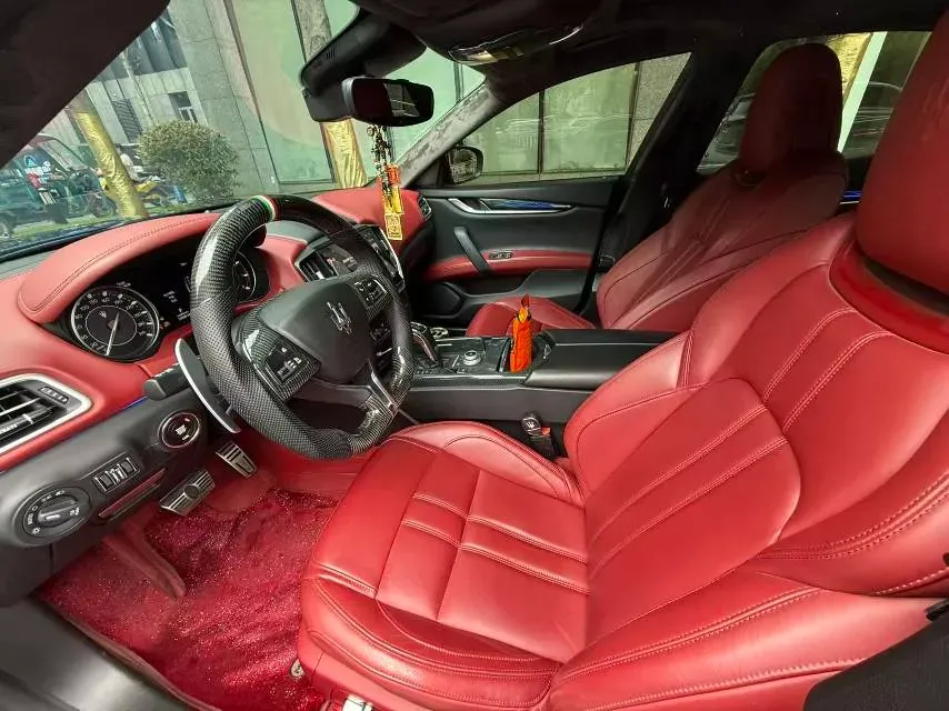 2022 Maserati Ghibli 3.0T 350HP V6 8AT,autocango,china used car exporter,china ev exporter,chinese used car exporter,chinese used ev exporter