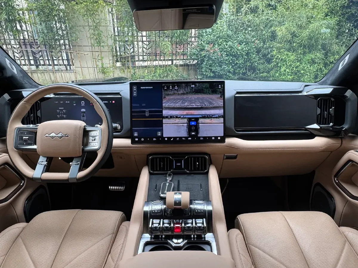 2025 FangChengBao Bao 8 2.0T 245HP L4 E-CVT PHEV 36.8KWH,autocango,china used car exporter,china ev exporter,chinese used car exporter,chinese used ev exporter