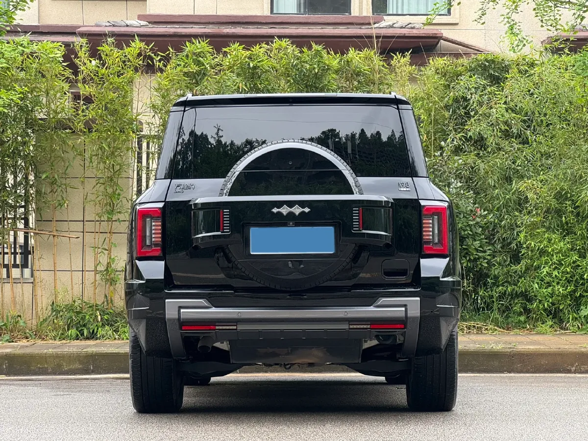 2025 FangChengBao Bao 8 2.0T 245HP L4 E-CVT PHEV 36.8KWH,autocango,china used car exporter,china ev exporter,chinese used car exporter,chinese used ev exporter