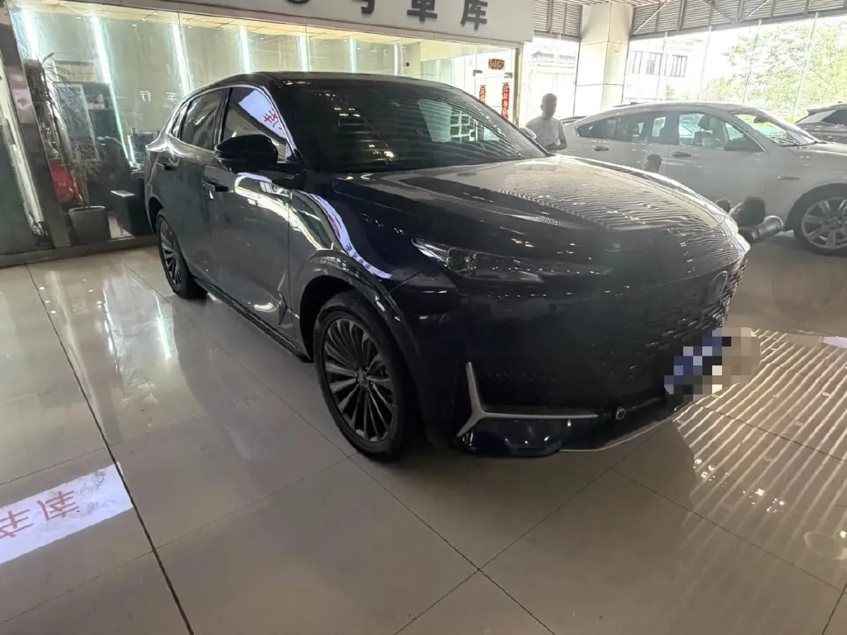 2021 ChangAn UNI-K 2.0T 233HP L4 8AT,autocango,china used car exporter,china ev exporter,chinese used car exporter,chinese used ev exporter