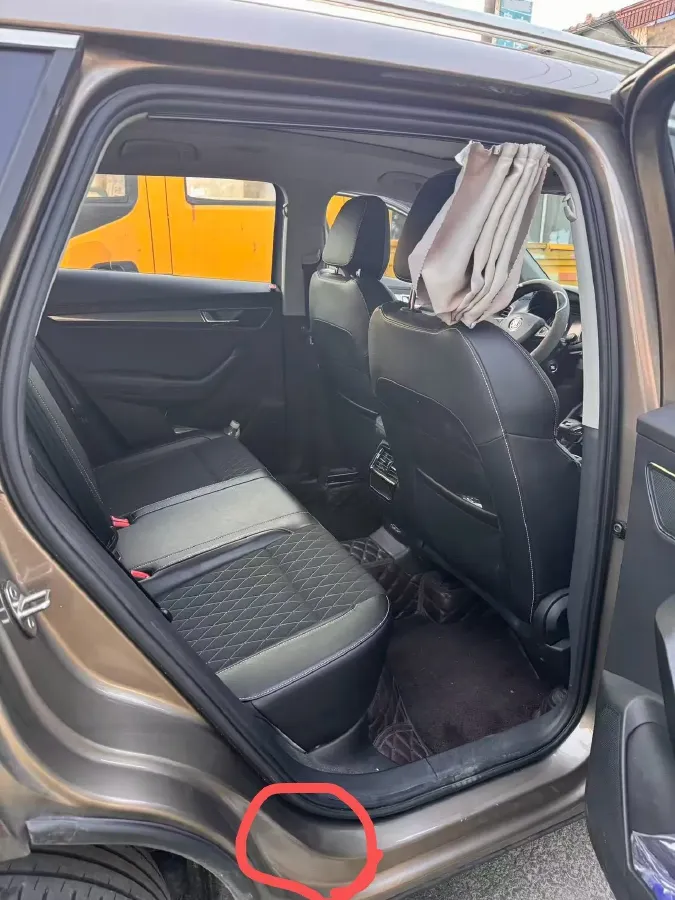 2020 Skoda Karoq 1.4T 150HP L4 7DCT,autocango,china used car exporter,china ev exporter,chinese used car exporter,chinese used ev exporter