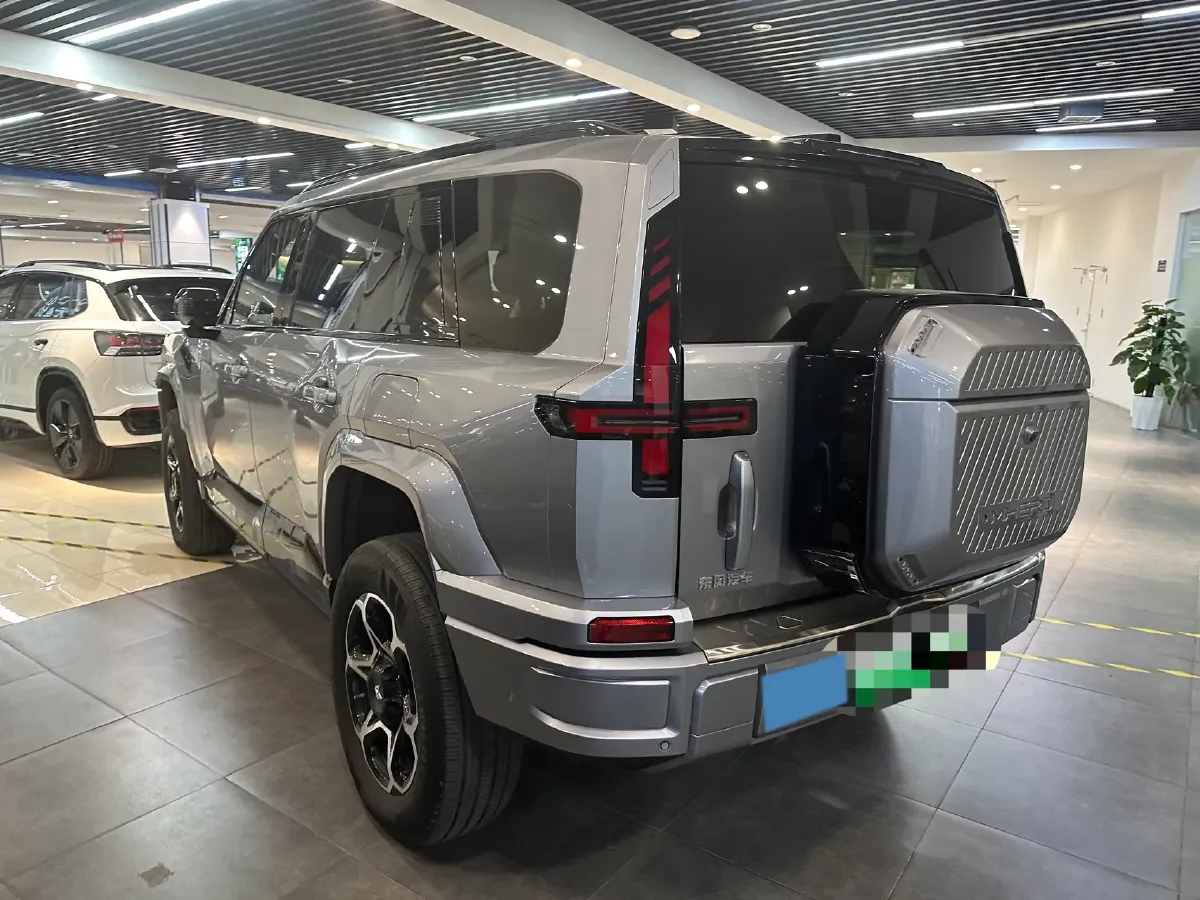2025 Jetour Zongheng G700 2.0T 211HP L4 2DHT PHEV,autocango,china used car exporter,china ev exporter,chinese used car exporter,chinese used ev exporter