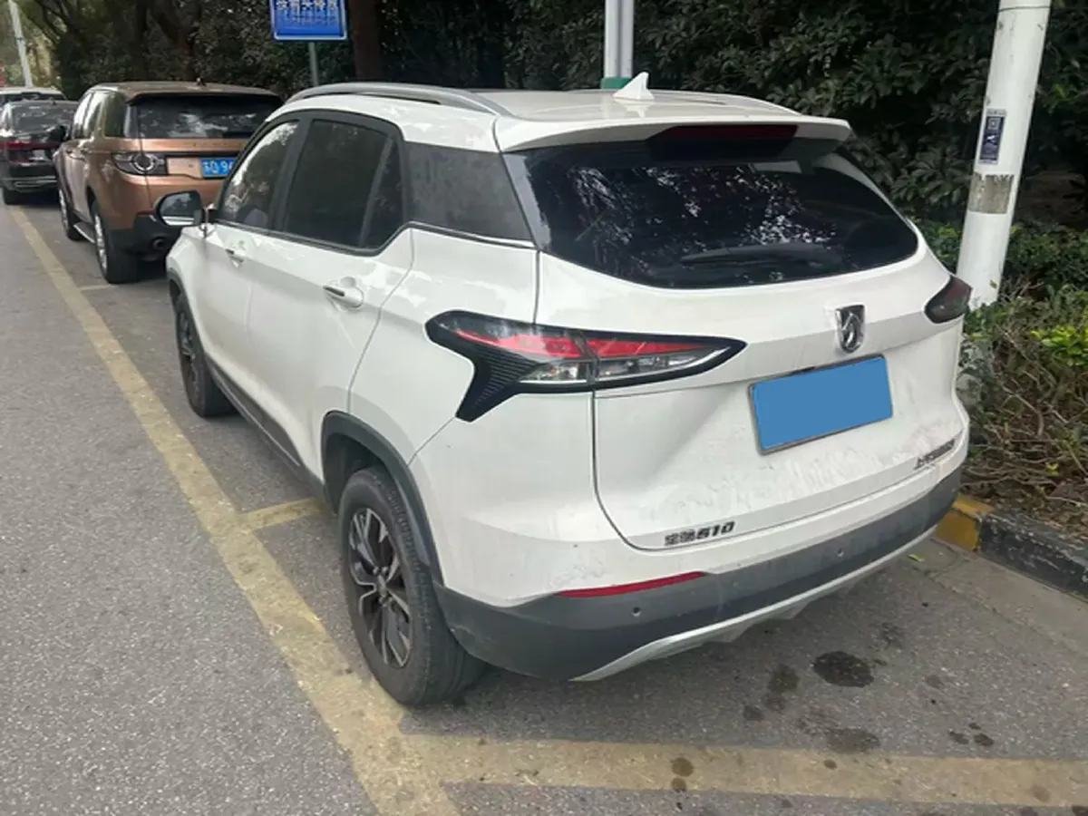 2017 BaoJun 510 1.5L 112HP L4 6MT,autocango,china used car exporter,china ev exporter,chinese used car exporter,chinese used ev exporter