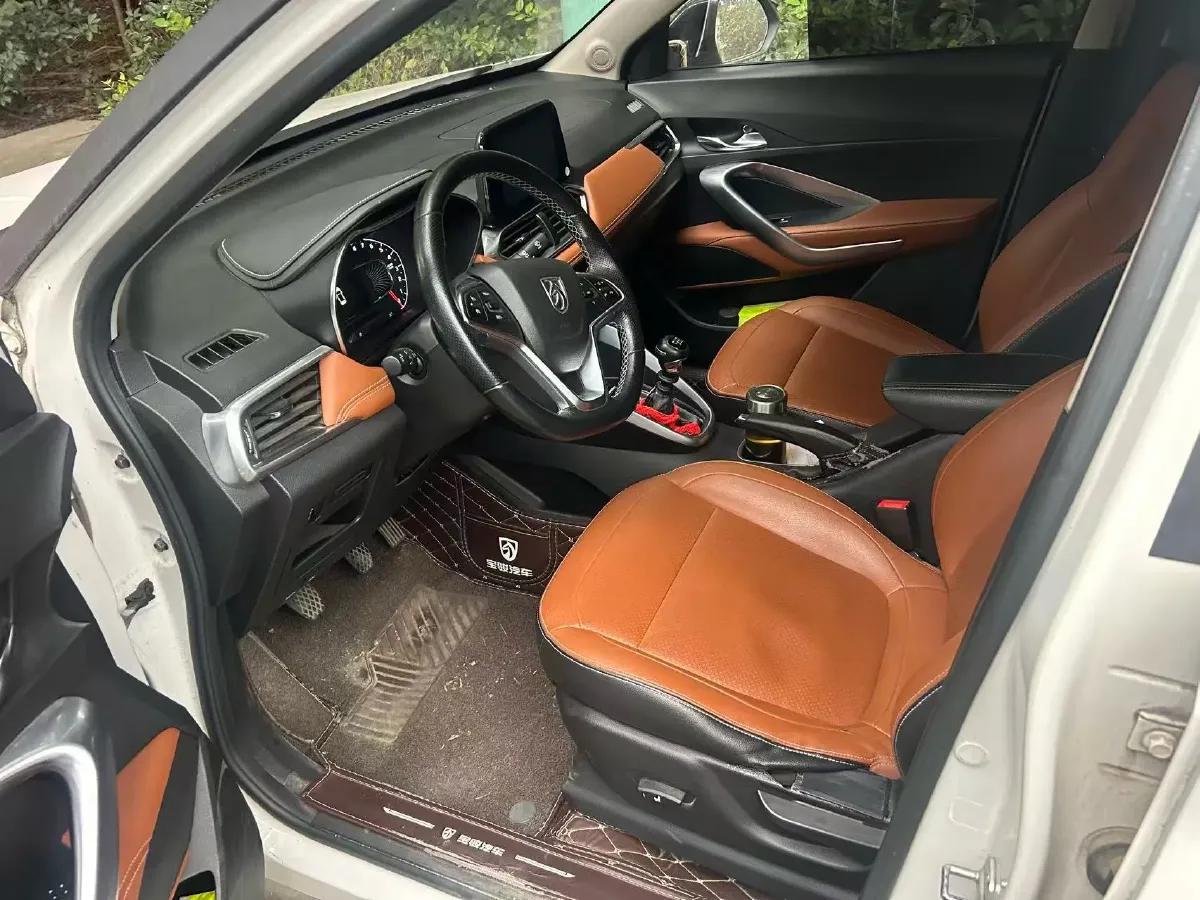 2017 BaoJun 510 1.5L 112HP L4 6MT,autocango,china used car exporter,china ev exporter,chinese used car exporter,chinese used ev exporter