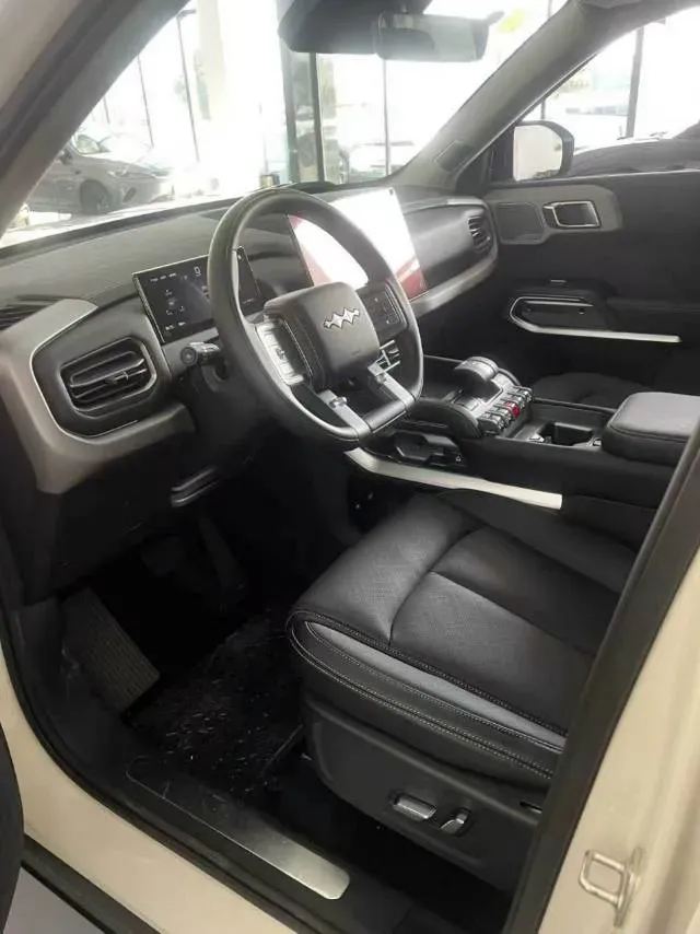 2025 FangChengBao Tai 3 BEV,autocango,china used car exporter,china ev exporter,chinese used car exporter,chinese used ev exporter